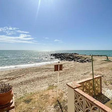1 Bedroom Lovely In *